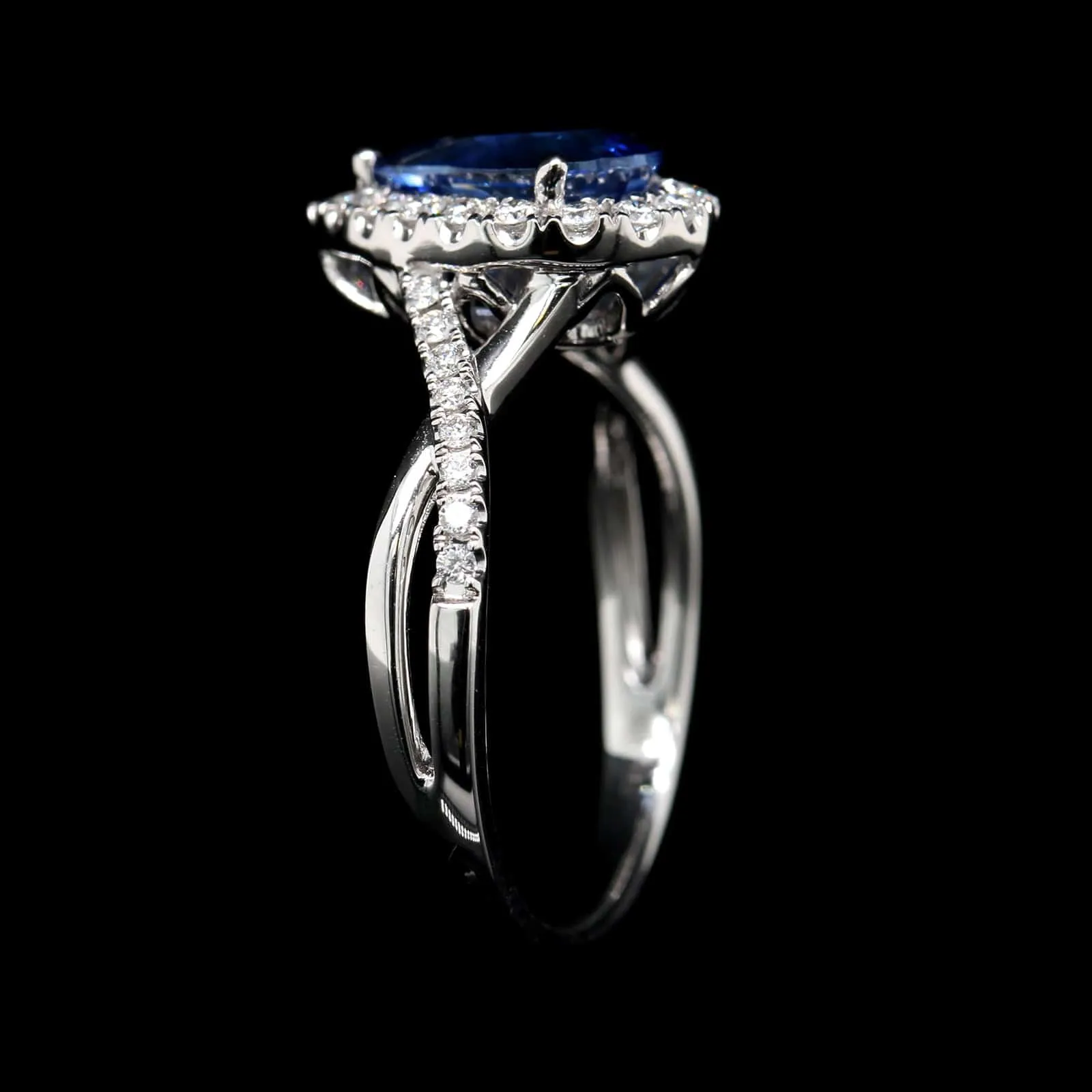 18K White Gold Estate Sapphire and Diamond Ring