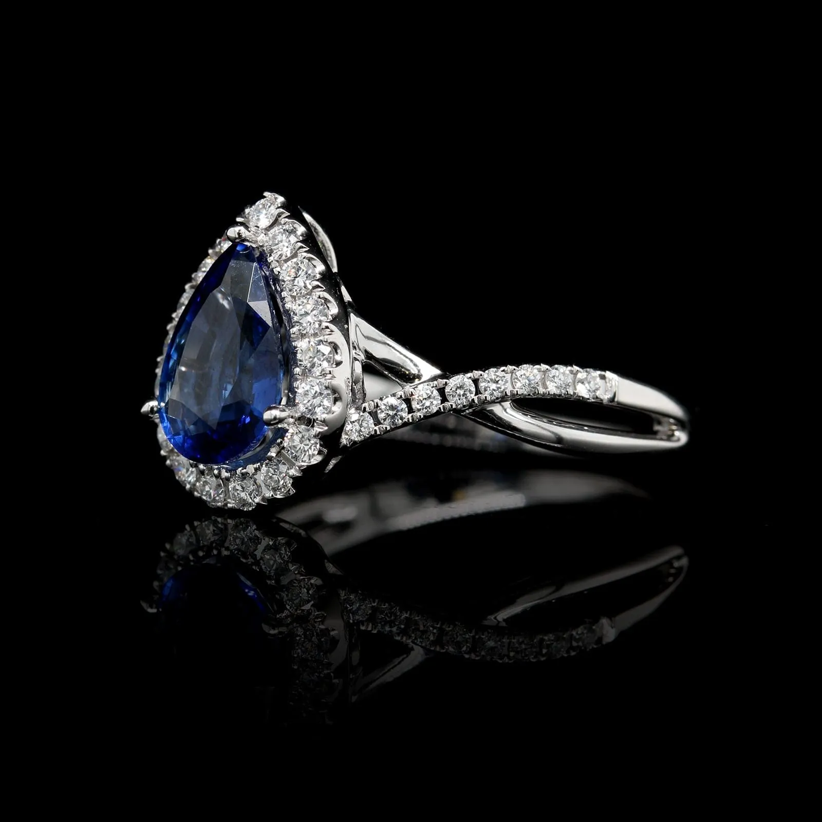 18K White Gold Estate Sapphire and Diamond Ring