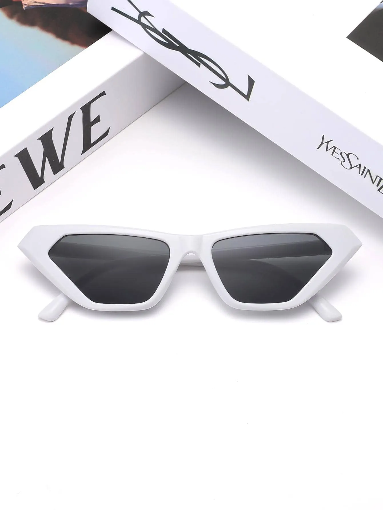 1pair Unisex Cat Eye Frame Fashionable Sunglasses For Daily Decoration