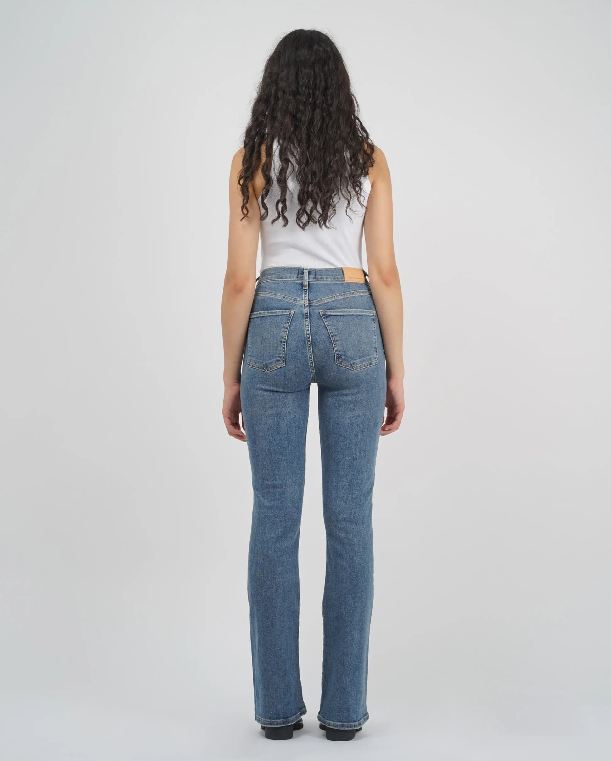 LILAH HIGH RISE BOOTCUT / LARK