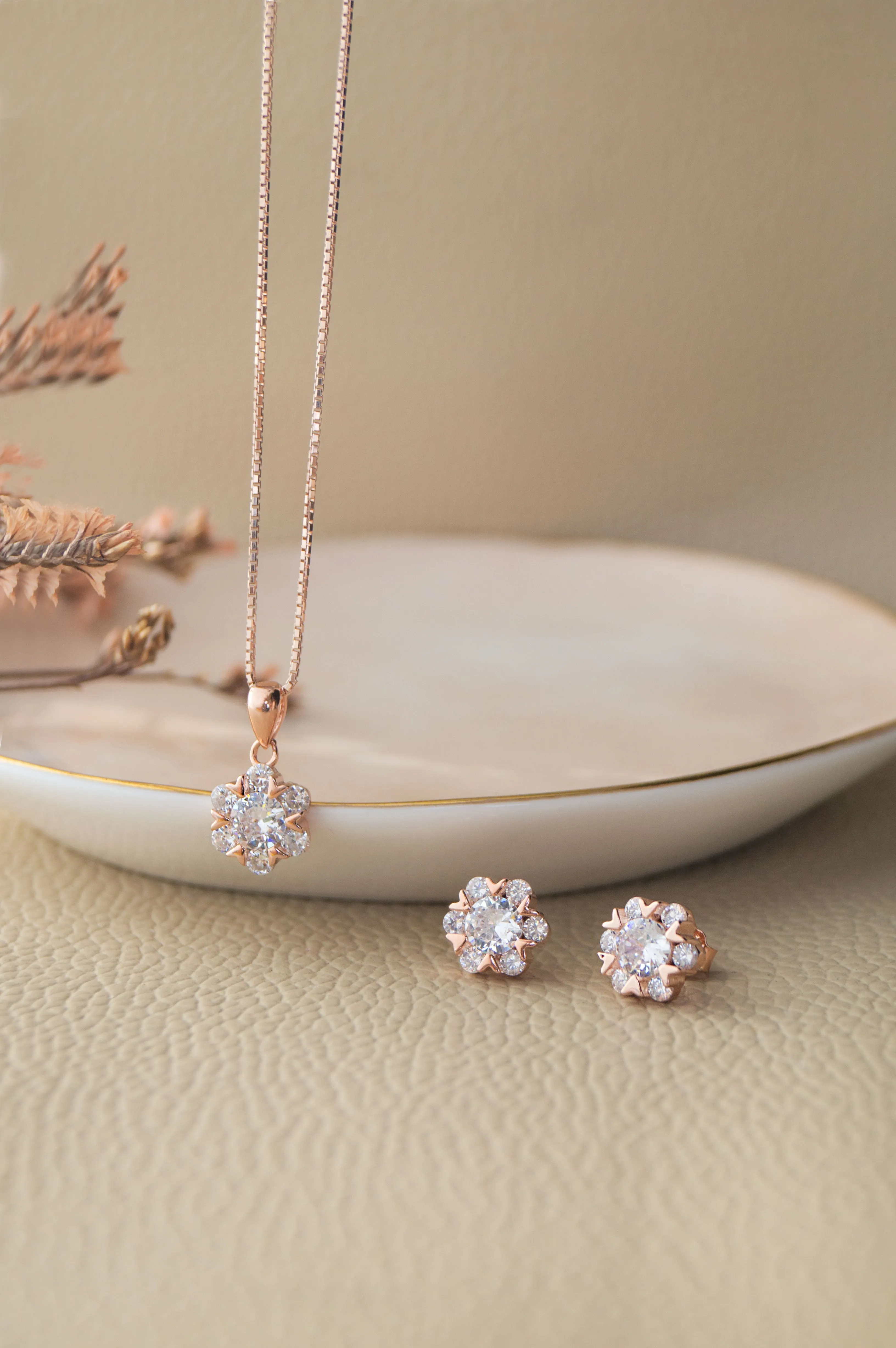 Solitaire Cluster Rose Gold Plated Sterling Silver Pendant Set